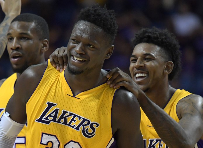 команда лейкерс 