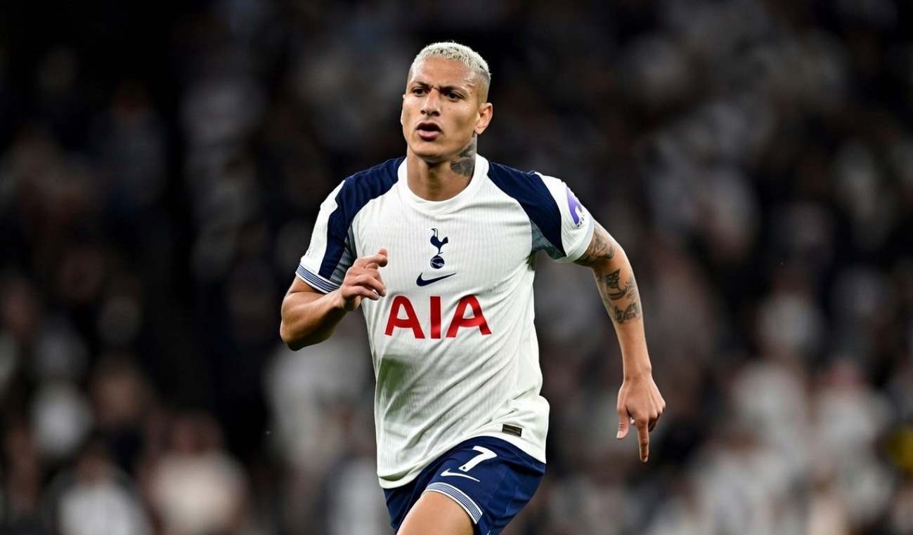 Ришарлисон - нападающий Тоттенхэма