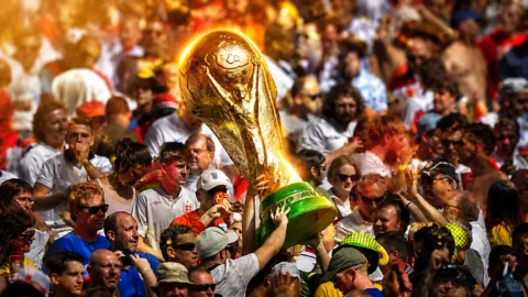 FIFA запретила многоразовые бутылки на стадионах ЧМ...